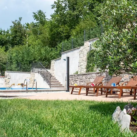 Villa Kuca Za Odmor *